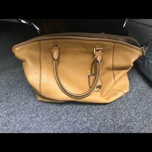 Large Michael Kors Bag with Brahmin dustbag